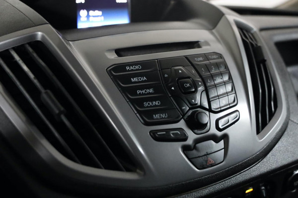 Ford Transit 350 2.0 TDCI L2/H2 Trend AWD 4X4 170PK ZWART AIRCO TREKHAAK CRUISE 12/2018 LEASE V/A € 112,- pm INRUIL MOGELIJK Ford Transit 350 2.0 TDCI L2/H2 Trend AWD 4X4 170PK ZWART AIRCO TREKHAAK CRUISE 12/2018 LEASE V/A € 112,- pm INRUIL MOGELIJK