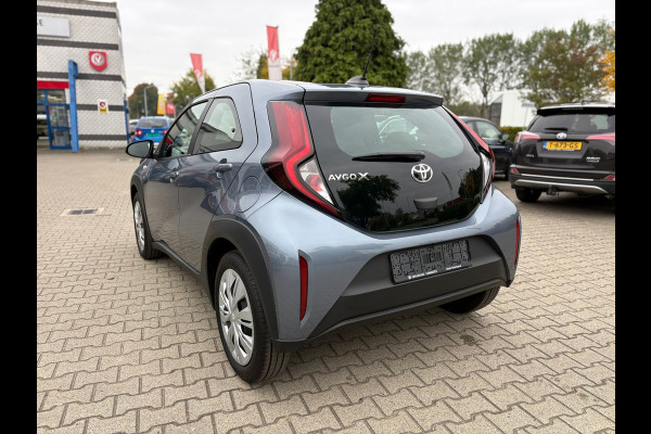Toyota Aygo X 1.0 VVT-i S-CVT Play Automaat (BOVAG/RIJKLAARPRIJS)