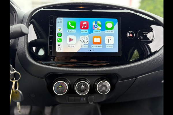 Toyota Aygo X 1.0 VVT-i S-CVT Play Automaat (BOVAG/RIJKLAARPRIJS)