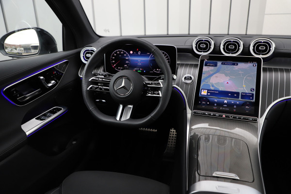 Mercedes-Benz GLC 300e AMG 4-Matic | 313PK | Pano | Sfeerverlichting | Distronic | Memory | Stuurwielverw. | Standkachel | Trekhaak | 2025. Mercedes-Benz GLC 300e AMG 4-Matic | 313PK | Pano | Sfeerverlichting | Distronic | Memory | Stuurwielverw. | Standkachel | Trekhaak | 2025.