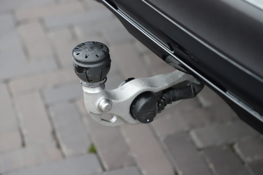 Mercedes-Benz GLC 300e AMG 4-Matic | 313PK | Pano | Sfeerverlichting | Distronic | Memory | Stuurwielverw. | Standkachel | Trekhaak | 2025. Mercedes-Benz GLC 300e AMG 4-Matic | 313PK | Pano | Sfeerverlichting | Distronic | Memory | Stuurwielverw. | Standkachel | Trekhaak | 2025.