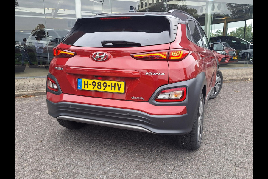 Hyundai Kona EV Premium 64 kWh | SOH: 94.9% | Leder | Adaptive CC | Navi | Two Tone | (occasion)