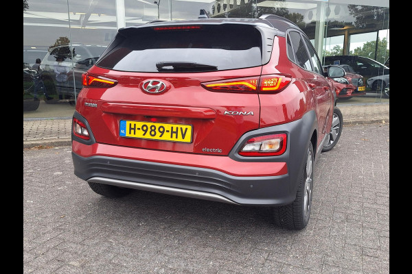 Hyundai Kona EV Premium 64 kWh | SOH: 94.9% | Leder | Adaptive CC | Navi | Two Tone | (occasion)