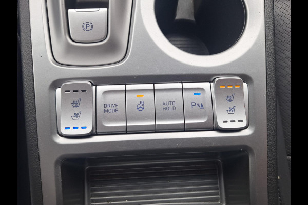 Hyundai Kona EV Premium 64 kWh | SOH: 94.9% | Leder | Adaptive CC | Navi | Two Tone | (occasion)