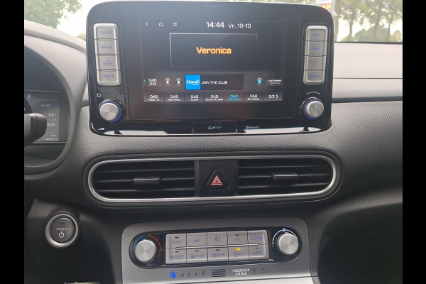 Hyundai Kona EV Premium 64 kWh | SOH: 94.9% | Leder | Adaptive CC | Navi | Two Tone | (occasion)