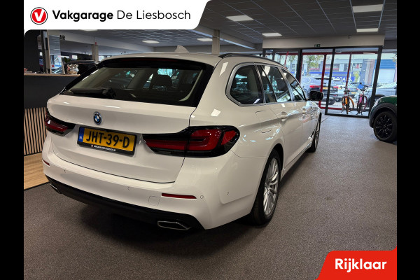 BMW 5 Serie Touring 520e Business Edition Plus / leder /camera / panorama-dak / head-up BMW 5 Serie Touring 520e Business Edition Plus / leder /camera / panorama-dak / head-up