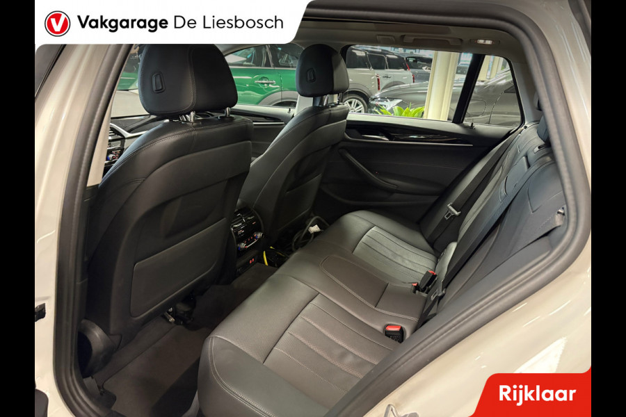 BMW 5 Serie Touring 520e Business Edition Plus / leder /camera / panorama-dak / head-up BMW 5 Serie Touring 520e Business Edition Plus / leder /camera / panorama-dak / head-up