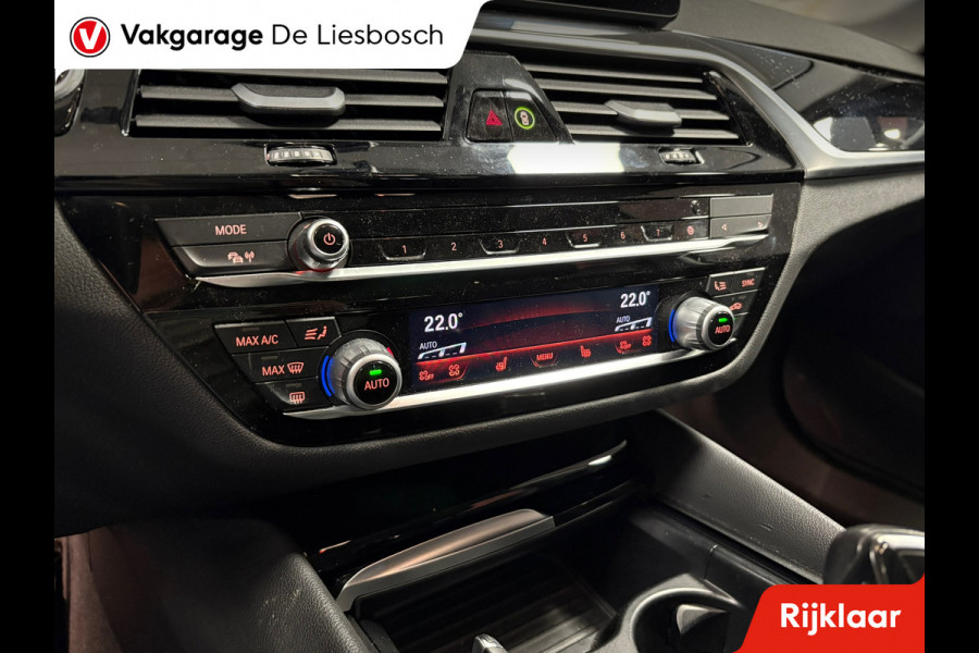 BMW 5 Serie Touring 520e Business Edition Plus / leder /camera / panorama-dak / head-up BMW 5 Serie Touring 520e Business Edition Plus / leder /camera / panorama-dak / head-up