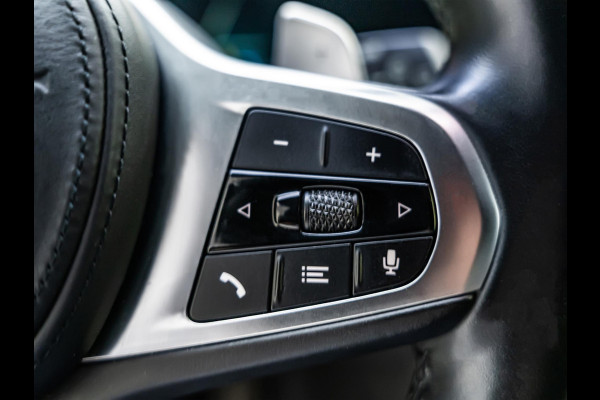 BMW 3 Serie Touring 330e |M-Pakket|Facelift|Ambient|Elek. Stoelen|Dodehoek| BMW 3 Serie Touring 330e |M-Pakket|Facelift|Ambient|Elek. Stoelen|Dodehoek|