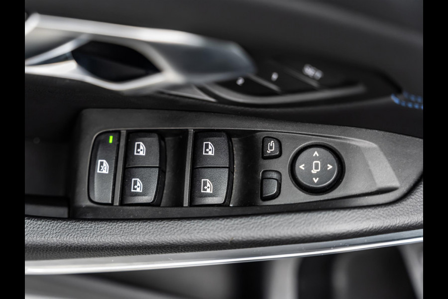 BMW 3 Serie Touring 330e |M-Pakket|Facelift|Ambient|Elek. Stoelen|Dodehoek| BMW 3 Serie Touring 330e |M-Pakket|Facelift|Ambient|Elek. Stoelen|Dodehoek|