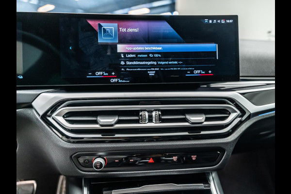 BMW 3 Serie Touring 330e |M-Pakket|Facelift|Ambient|Elek. Stoelen|Dodehoek| BMW 3 Serie Touring 330e |M-Pakket|Facelift|Ambient|Elek. Stoelen|Dodehoek|