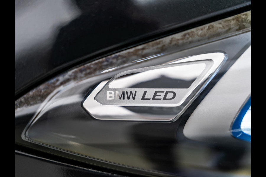 BMW 3 Serie Touring 330e |M-Pakket|Facelift|Ambient|Elek. Stoelen|Dodehoek| BMW 3 Serie Touring 330e |M-Pakket|Facelift|Ambient|Elek. Stoelen|Dodehoek|