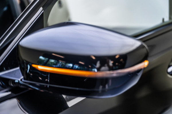 BMW 3 Serie Touring 330e |M-Pakket|Facelift|Ambient|Elek. Stoelen|Dodehoek| BMW 3 Serie Touring 330e |M-Pakket|Facelift|Ambient|Elek. Stoelen|Dodehoek|