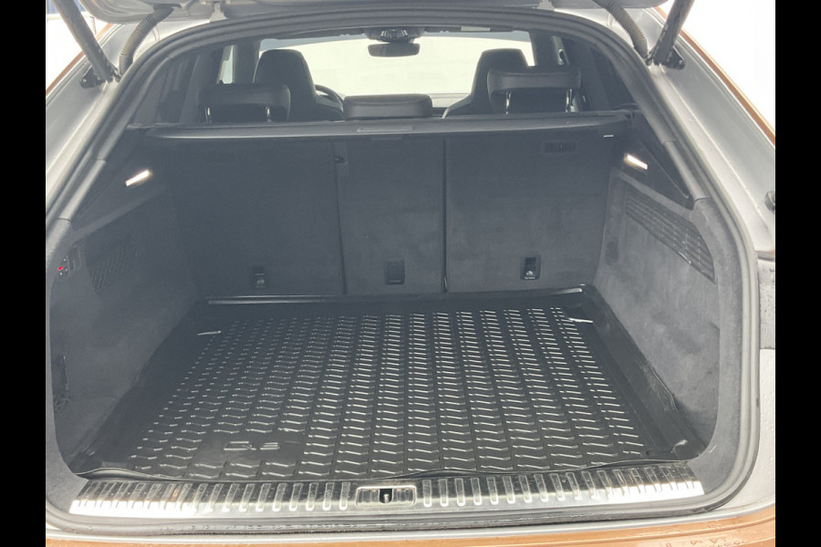 Audi Q8 4.0 TDI SQ8 NightVision Carboninleg B&O 4wielsturing Sfeerverl HUD 360° Trekhaak