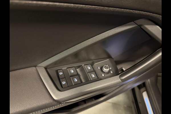 Audi Q3 Sportback 45 TFSI e 2X S-LINE BLACK-LINE 19'' V-COCKPIT/NAVI/DAB/LED/ECC/PDC/CRUISE/KEYLESS/// Audi Q3 Sportback 45 TFSI e 2X S-LINE BLACK-LINE 19'' V-COCKPIT/NAVI/DAB/LED/ECC/PDC/CRUISE/KEYLESS///