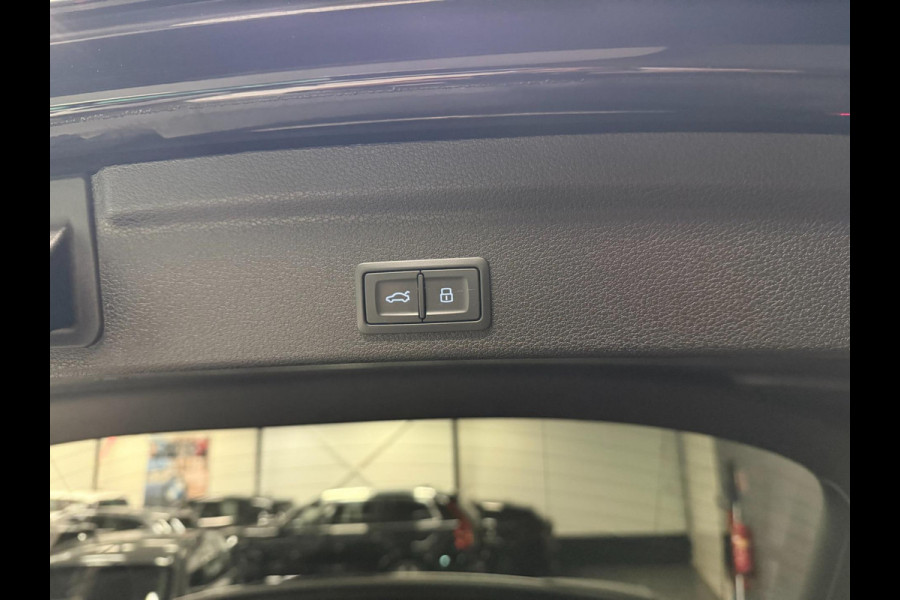 Audi Q3 Sportback 45 TFSI e 2X S-LINE BLACK-LINE 19'' V-COCKPIT/NAVI/DAB/LED/ECC/PDC/CRUISE/KEYLESS/// Audi Q3 Sportback 45 TFSI e 2X S-LINE BLACK-LINE 19'' V-COCKPIT/NAVI/DAB/LED/ECC/PDC/CRUISE/KEYLESS///