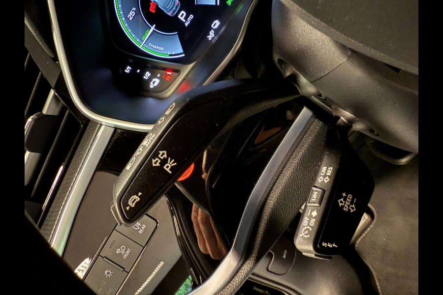 Audi Q3 Sportback 45 TFSI e 2X S-LINE BLACK-LINE 19'' V-COCKPIT/NAVI/DAB/LED/ECC/PDC/CRUISE/KEYLESS/// Audi Q3 Sportback 45 TFSI e 2X S-LINE BLACK-LINE 19'' V-COCKPIT/NAVI/DAB/LED/ECC/PDC/CRUISE/KEYLESS///