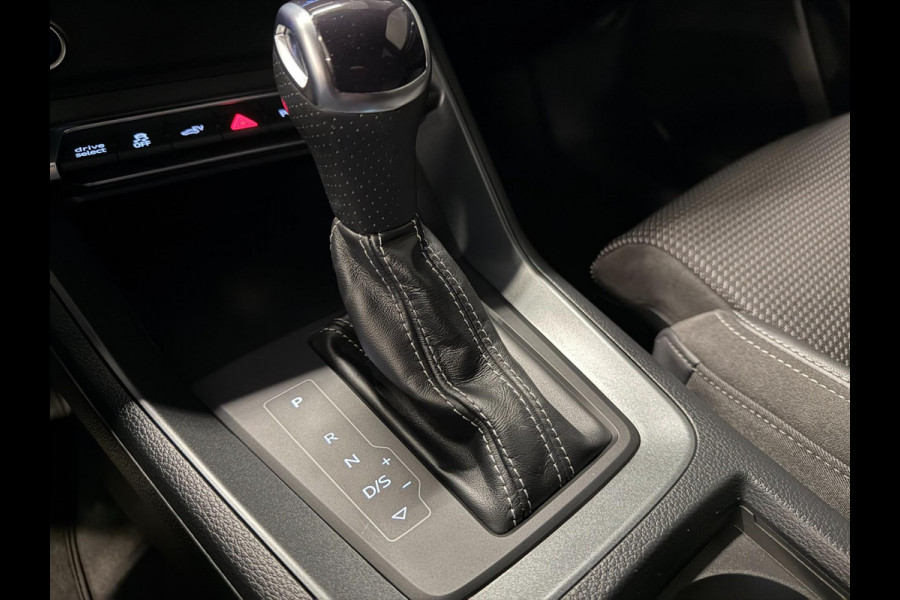 Audi Q3 Sportback 45 TFSI e 2X S-LINE BLACK-LINE 19'' V-COCKPIT/NAVI/DAB/LED/ECC/PDC/CRUISE/KEYLESS/// Audi Q3 Sportback 45 TFSI e 2X S-LINE BLACK-LINE 19'' V-COCKPIT/NAVI/DAB/LED/ECC/PDC/CRUISE/KEYLESS///