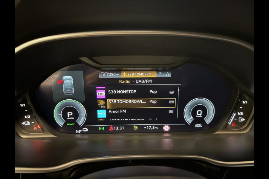 Audi Q3 Sportback 45 TFSI e 2X S-LINE BLACK-LINE 19'' V-COCKPIT/NAVI/DAB/LED/ECC/PDC/CRUISE/KEYLESS/// Audi Q3 Sportback 45 TFSI e 2X S-LINE BLACK-LINE 19'' V-COCKPIT/NAVI/DAB/LED/ECC/PDC/CRUISE/KEYLESS///