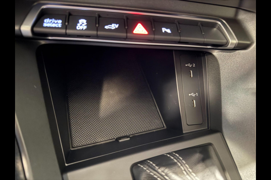 Audi Q3 Sportback 45 TFSI e 2X S-LINE BLACK-LINE 19'' V-COCKPIT/NAVI/DAB/LED/ECC/PDC/CRUISE/KEYLESS/// Audi Q3 Sportback 45 TFSI e 2X S-LINE BLACK-LINE 19'' V-COCKPIT/NAVI/DAB/LED/ECC/PDC/CRUISE/KEYLESS///