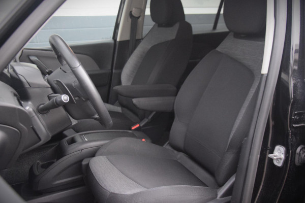 Citroën Grand C4 Spacetourer 1.2 PureTech Business 7P/VERWARMDE VOORSTOELEN/APPLE CARPLAY Citroën Grand C4 Spacetourer 1.2 PureTech Business 7P/VERWARMDE VOORSTOELEN/APPLE CARPLAY