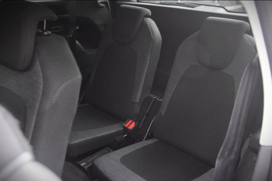 Citroën Grand C4 Spacetourer 1.2 PureTech Business 7P/VERWARMDE VOORSTOELEN/APPLE CARPLAY Citroën Grand C4 Spacetourer 1.2 PureTech Business 7P/VERWARMDE VOORSTOELEN/APPLE CARPLAY