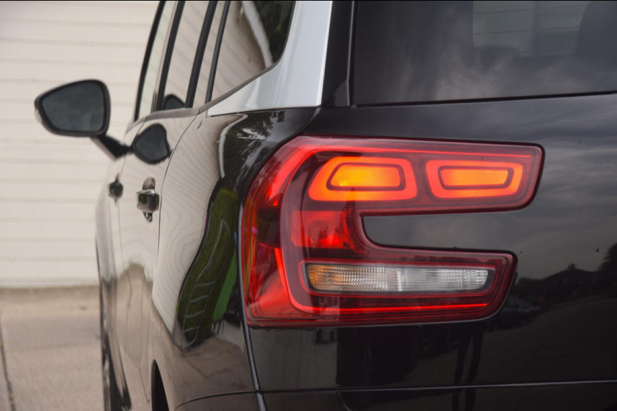 Citroën Grand C4 Spacetourer 1.2 PureTech Business 7P/VERWARMDE VOORSTOELEN/APPLE CARPLAY Citroën Grand C4 Spacetourer 1.2 PureTech Business 7P/VERWARMDE VOORSTOELEN/APPLE CARPLAY