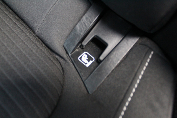 Ford FOCUS Wagon 1.0-125pk EcoBoost Titanium Business. Uiterst nette, comfortabele en ruime stationcar. Stoel-, stuur- en voorraamverw., Trekhaak, B&O soundsyst, lane assist, adaptieve cruise cntrl, camera a, LM wln, navigatie, telefoonvoorb. etc Ford FOCUS Wagon 1.0-125pk EcoBoost Titanium Business. Uiterst nette, comfortabele en ruime stationcar. Stoel-, stuur- en voorraamverw., Trekhaak, B&O soundsyst, lane assist, adaptieve cruise cntrl, camera a, LM wln, navigatie, telefoonvoorb. etc