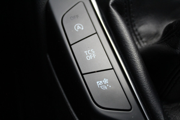 Ford FOCUS Wagon 1.0-125pk EcoBoost Titanium Business. Uiterst nette, comfortabele en ruime stationcar. Stoel-, stuur- en voorraamverw., Trekhaak, B&O soundsyst, lane assist, adaptieve cruise cntrl, camera a, LM wln, navigatie, telefoonvoorb. etc Ford FOCUS Wagon 1.0-125pk EcoBoost Titanium Business. Uiterst nette, comfortabele en ruime stationcar. Stoel-, stuur- en voorraamverw., Trekhaak, B&O soundsyst, lane assist, adaptieve cruise cntrl, camera a, LM wln, navigatie, telefoonvoorb. etc