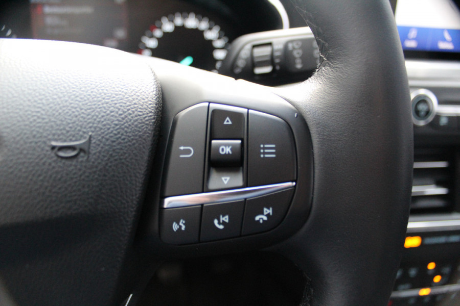 Ford FOCUS Wagon 1.0-125pk EcoBoost Titanium Business. Uiterst nette, comfortabele en ruime stationcar. Stoel-, stuur- en voorraamverw., Trekhaak, B&O soundsyst, lane assist, adaptieve cruise cntrl, camera a, LM wln, navigatie, telefoonvoorb. etc Ford FOCUS Wagon 1.0-125pk EcoBoost Titanium Business. Uiterst nette, comfortabele en ruime stationcar. Stoel-, stuur- en voorraamverw., Trekhaak, B&O soundsyst, lane assist, adaptieve cruise cntrl, camera a, LM wln, navigatie, telefoonvoorb. etc