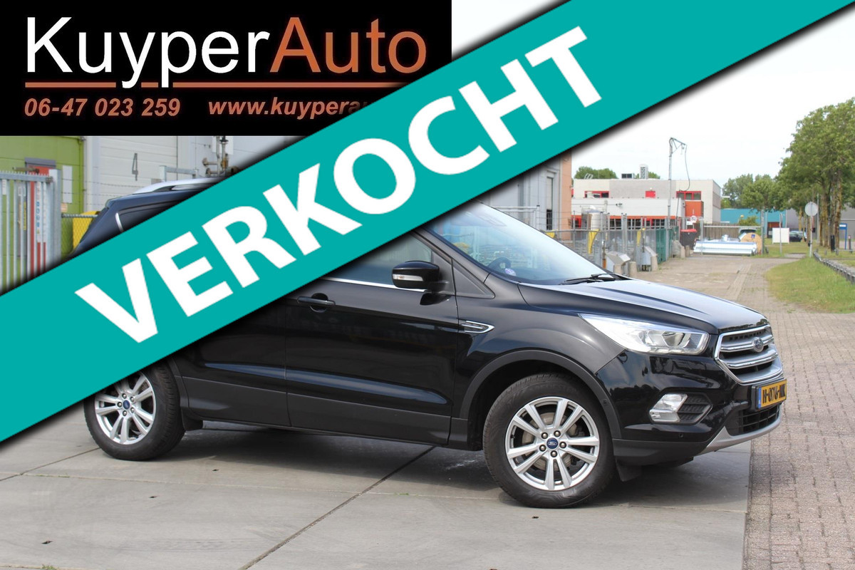 Ford Kuga 1.5 EcoBoost Titanium prijs is incl btw CAMERA TREKHAAK VERWARMBARE STOELEN MULTIMEDIA