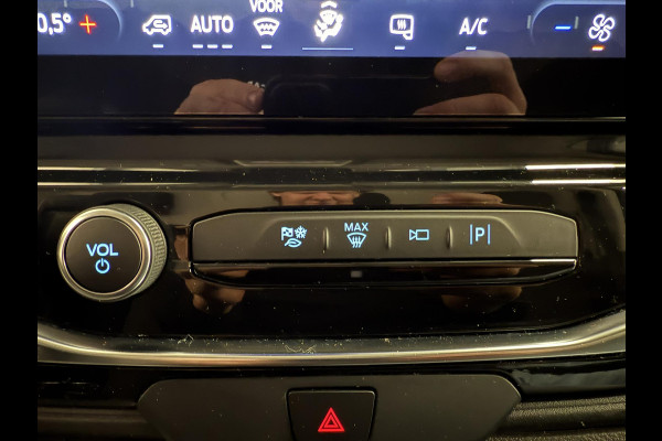 Ford Transit 330 2.0 TDCI Automaat L3H2 Trend Airco Navi Trekhaak Cruise Control Camera Side bars