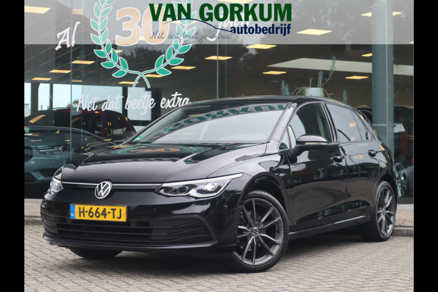 Volkswagen Golf 1.5 TSI Life Business / LED Volkswagen Golf 1.5 TSI Life Business / LED