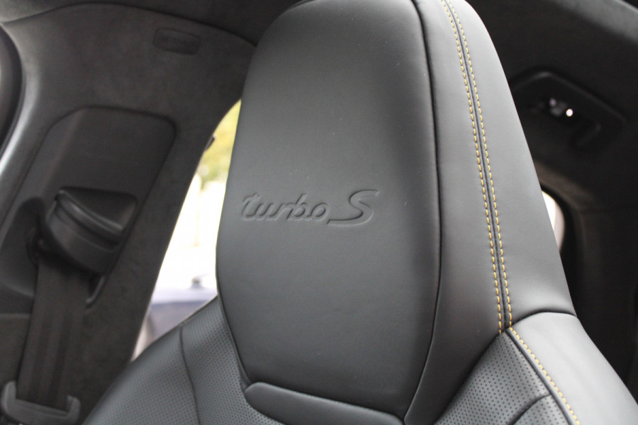 Porsche Cayenne Coupé 4.0 Turbo S E-Hybrid | NAP | KERAMISCH | SOFT-CLOSE | PANO | STOELKOELING | BOSE | 360 | MEMORY | Porsche Cayenne Coupé 4.0 Turbo S E-Hybrid | NAP | KERAMISCH | SOFT-CLOSE | PANO | STOELKOELING | BOSE | 360 | MEMORY |