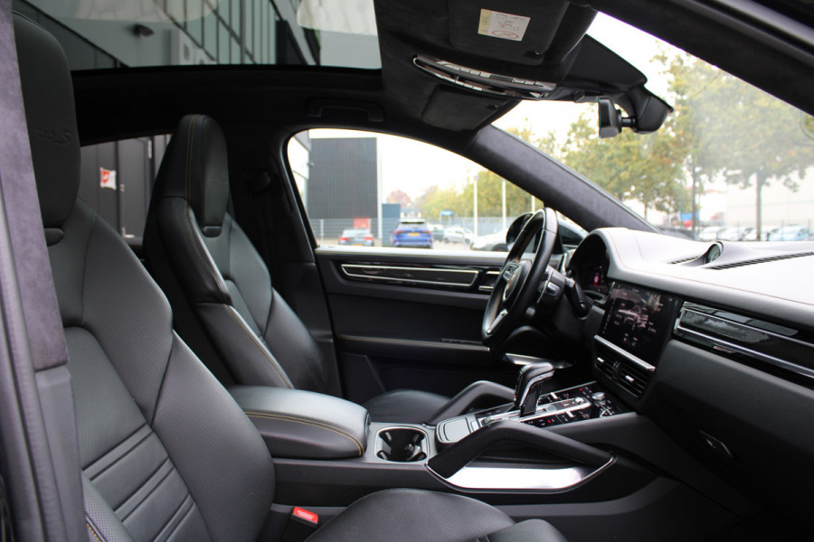 Porsche Cayenne Coupé 4.0 Turbo S E-Hybrid | NAP | KERAMISCH | SOFT-CLOSE | PANO | STOELKOELING | BOSE | 360 | MEMORY | Porsche Cayenne Coupé 4.0 Turbo S E-Hybrid | NAP | KERAMISCH | SOFT-CLOSE | PANO | STOELKOELING | BOSE | 360 | MEMORY |
