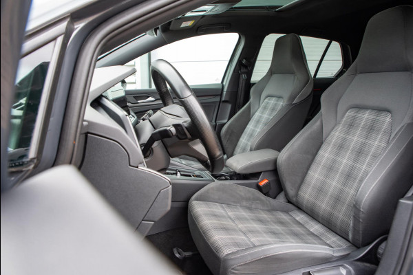 Volkswagen Golf 2.0 TDI GTD Panoramadak Navi Harman Kardon Volkswagen Golf 2.0 TDI GTD Panoramadak Navi Harman Kardon