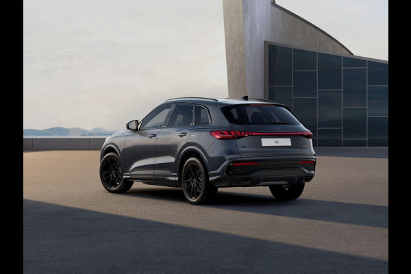 Audi Q5 S edition 2.0 TFSI e 220 kW / 299 PK SUV | Optiekpakket zwart | Techniekpakket plus | Elektrische stoelen voor | Ambiente verlichting |