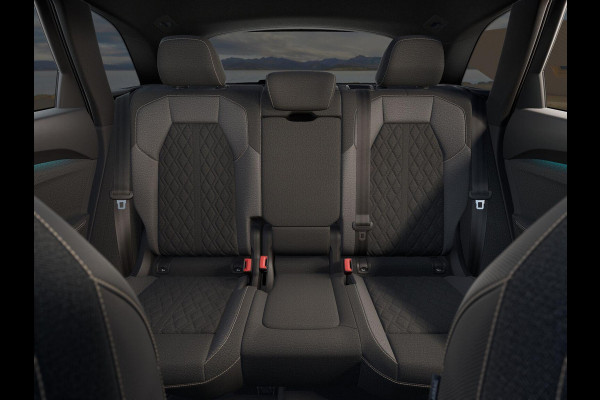Audi Q5 S edition 2.0 TFSI e 220 kW / 299 PK SUV | Optiekpakket zwart | Techniekpakket plus | Elektrische stoelen voor | Ambiente verlichting |