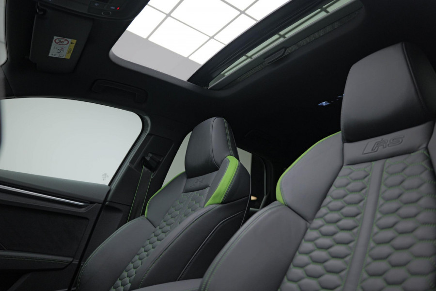 Audi RS3 Sportback 2.5 TFSI Quattro |Pano|Massage|Ceramic|Carbon|Memory|VOLL| Audi RS3 Sportback 2.5 TFSI Quattro |Pano|Massage|Ceramic|Carbon|Memory|VOLL|