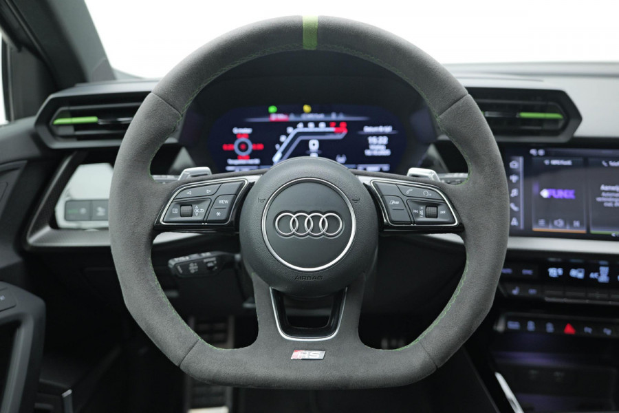 Audi RS3 Sportback 2.5 TFSI Quattro |Pano|Massage|Ceramic|Carbon|Memory|VOLL| Audi RS3 Sportback 2.5 TFSI Quattro |Pano|Massage|Ceramic|Carbon|Memory|VOLL|