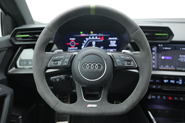 Audi RS3 Sportback 2.5 TFSI Quattro |Pano|Massage|Ceramic|Carbon|Memory|VOLL| Audi RS3 Sportback 2.5 TFSI Quattro |Pano|Massage|Ceramic|Carbon|Memory|VOLL|