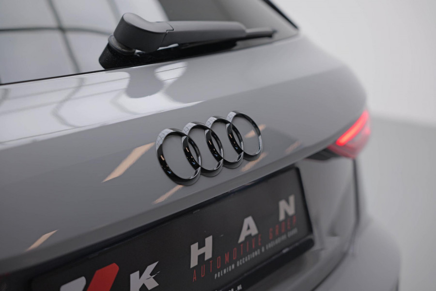 Audi RS3 Sportback 2.5 TFSI Quattro |Pano|Massage|Ceramic|Carbon|Memory|VOLL| Audi RS3 Sportback 2.5 TFSI Quattro |Pano|Massage|Ceramic|Carbon|Memory|VOLL|