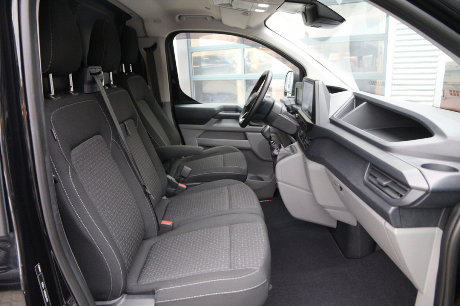 Ford Transit Custom 2.0 TDCI 136 | KAR-edition | LED | Camera | Navi | Clima.. Ford Transit Custom 2.0 TDCI 136 | KAR-edition | LED | Camera | Navi | Clima..