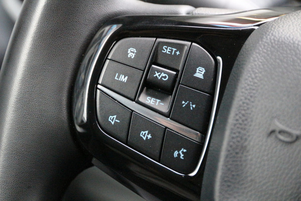 Ford Transit Custom 2.0 TDCI 136 | KAR-edition | LED | Camera | Navi | Clima.. Ford Transit Custom 2.0 TDCI 136 | KAR-edition | LED | Camera | Navi | Clima..