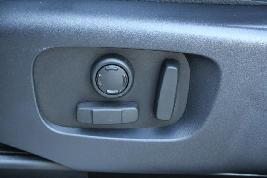 Land Rover Range Rover Sport D300 HSE Dynamic | DEALER ONDH | PANO | HUD | MERIDIAN | STOELKOELING | ELEK TREKHAAK | Land Rover Range Rover Sport D300 HSE Dynamic | DEALER ONDH | PANO | HUD | MERIDIAN | STOELKOELING | ELEK TREKHAAK |