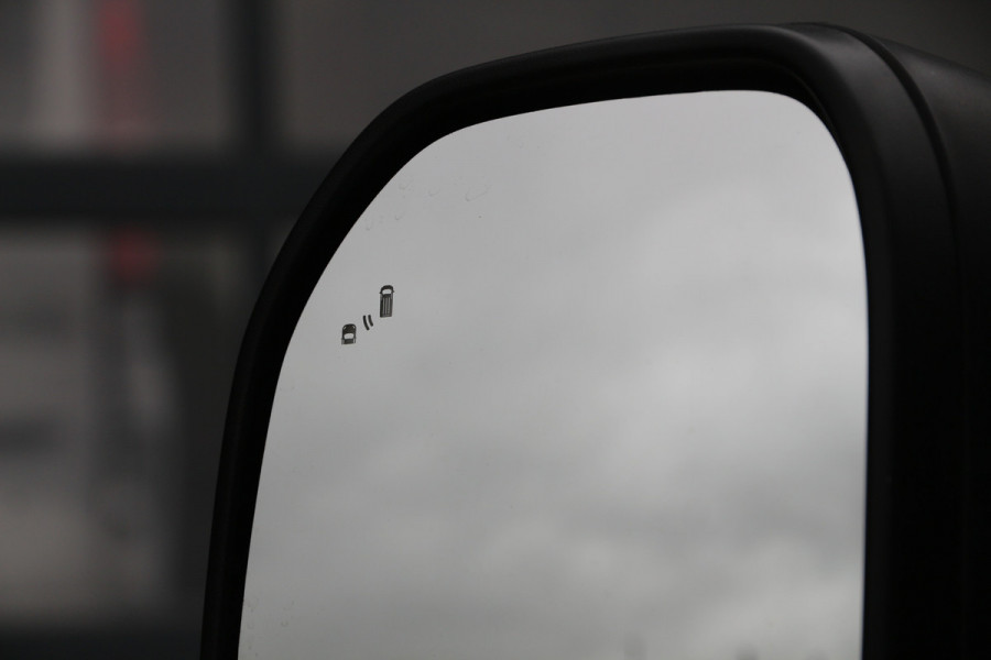 Ford Transit Custom 2.0 TDCI 136 | KAR-edition | LED | Camera | Navi | Clima..