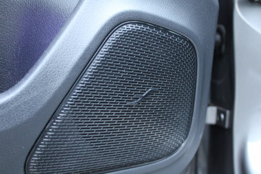 Mercedes-Benz A-Klasse 200 Business Solution AMG | PANO | MEMORY | CAMERA | ACC | SFEER | CARPLAY | Mercedes-Benz A-Klasse 200 Business Solution AMG | PANO | MEMORY | CAMERA | ACC | SFEER | CARPLAY |