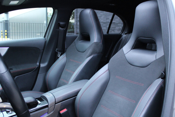 Mercedes-Benz A-Klasse 200 Business Solution AMG | PANO | MEMORY | CAMERA | ACC | SFEER | CARPLAY | Mercedes-Benz A-Klasse 200 Business Solution AMG | PANO | MEMORY | CAMERA | ACC | SFEER | CARPLAY |