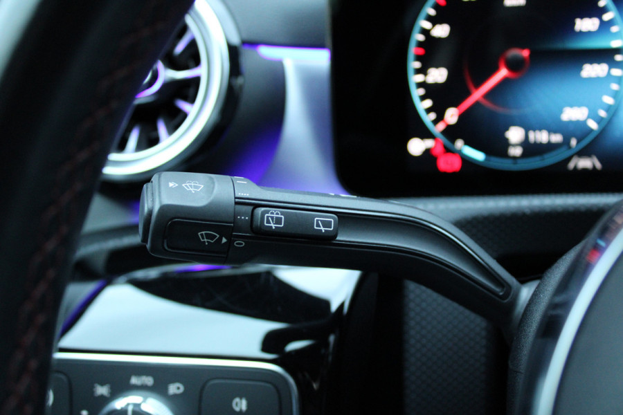 Mercedes-Benz A-Klasse 200 Business Solution AMG | PANO | MEMORY | CAMERA | ACC | SFEER | CARPLAY | Mercedes-Benz A-Klasse 200 Business Solution AMG | PANO | MEMORY | CAMERA | ACC | SFEER | CARPLAY |