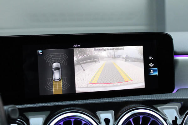 Mercedes-Benz A-Klasse 200 Business Solution AMG | PANO | MEMORY | CAMERA | ACC | SFEER | CARPLAY | Mercedes-Benz A-Klasse 200 Business Solution AMG | PANO | MEMORY | CAMERA | ACC | SFEER | CARPLAY |